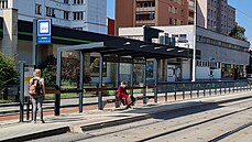 Nová podoba tramvajové zastávky Důl Jindřich v Ostravě. Podobný vzhled mají mít... Nová podoba tramvajové zastávky Důl Jindřich v Ostravě. Podobný vzhled mají mít...
