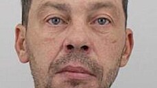 Pohřešovaný Stanislav Sobotka z Podivína na Břeclavsku trpí epilepsií. Pohřešovaný Stanislav Sobotka z Podivína na Břeclavsku trpí epilepsií.