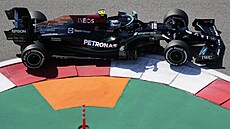 Valtteri Bottas při tréninku v Soči Valtteri Bottas při tréninku v Soči