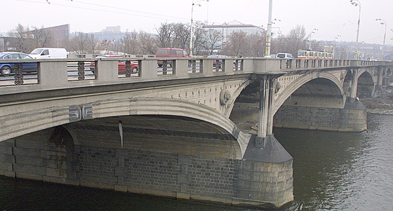 Hlávkv most