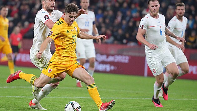 Daniel James střílí vyrovnávací branku Walesu v zápase s Českem. | na serveru Lidovky.cz | aktuální zprávy Daniel James střílí vyrovnávací branku Walesu v zápase s Českem. | na serveru Lidovky.cz | aktuální zprávy