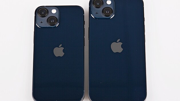 iPhone 13 mini a iPhone 13