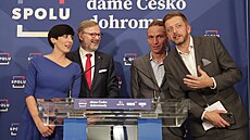 Koalice SPOLU a Piráti a starostové podepsaly memorandum o vůli vytvořit... Koalice SPOLU a Piráti a starostové podepsaly memorandum o vůli vytvořit...