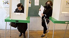 Volební místnost ve městě Tbilisi v Gruzii. (2. října 2021) Volební místnost ve městě Tbilisi v Gruzii. (2. října 2021)