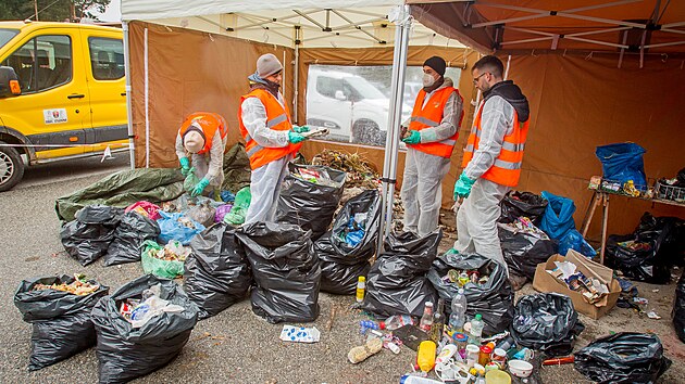 Co vše lze najít v komunálním odpadu? To bude zjišťovat ojedinělý výzkum společnosti JRK, který se uskuteční ve Studené v okrese Jindřichův Hradec.