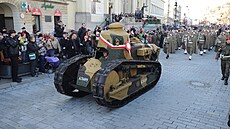 Zrestaurovaný a provozuschopný Renault FT nalezený v Afghánistánu pedvádný...