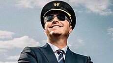 Obálka knihy Mluví k vám kapitán (2021) Obálka knihy Mluví k vám kapitán (2021)