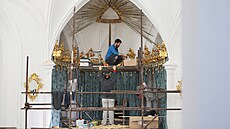 Nejvíc práce při obnově poutního kostela sv. Jana Nepomuckého na žďárské Zelené... Nejvíc práce při obnově poutního kostela sv. Jana Nepomuckého na žďárské Zelené...