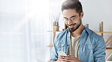Spravujte své finance rychlostí blesku díky mobilní aplikaci Spravujte své finance rychlostí blesku díky mobilní aplikaci