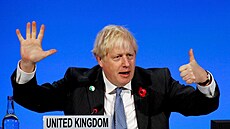Britský premiér Boris Johnson hovoí na klimatickém summitu ve skotském mst...