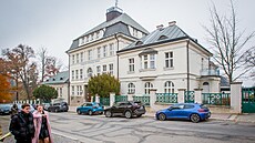 Budova jindřichohradeckého gymnázia se na jaře stala kulturní památkou... Budova jindřichohradeckého gymnázia se na jaře stala kulturní památkou...