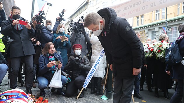 esko si pipomn 32 let od sametov revoluce. Na snmku Vt Rakuan. (17. listopadu 2021)