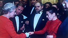 Vae velienstvo. Václav Havel pedstavil Dagmar Peckovou v roce 1996 britské...