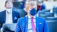 Ministr zdravotnictví Adam Vojtěch a epidemiolog Roman Prymula se zúčastnili...