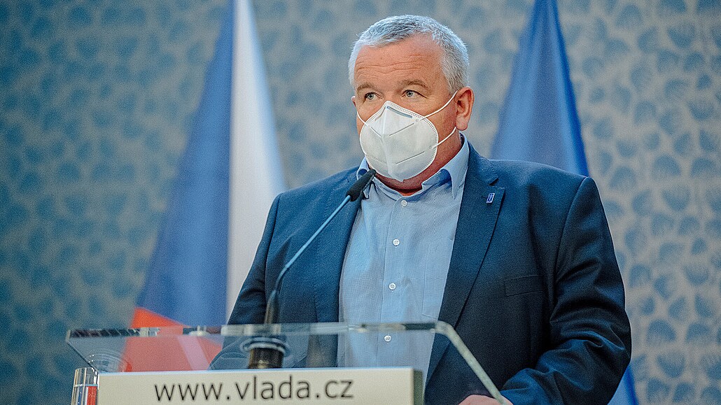 Petr onka (pedseda Sdruení praktických léka R)  na tiskové konferenci o...