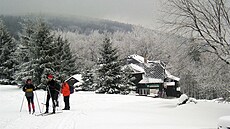 Tínské Beskydy. Turistická chata Ostrý