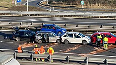 Hromadná nehoda zkomplikovala provoz na dálnici D1 smrem na Brno. (18....