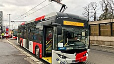 Dopravní podnik testuje nový elektrobus. Prvních cestujících by se měl dočkat v... Dopravní podnik testuje nový elektrobus. Prvních cestujících by se měl dočkat v...