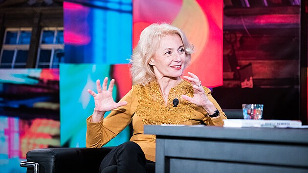 Veronika ilkov v talkshow 7 pd Honzy Ddka (prosinec 2021)