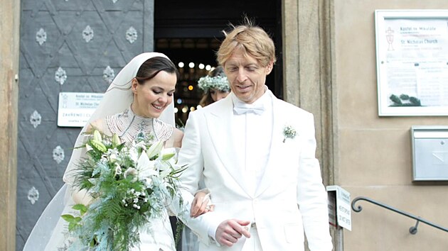 Lilia Khousnoutdinova a Karel Janeek se vzali v Praze 21. prosince 2021 v 12:21.