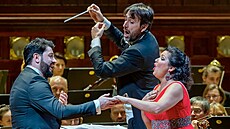 Yusif Ejvazov, Anna Nětrebko a dirigent Michelangelo Mazza na koncertě v... Yusif Ejvazov, Anna Nětrebko a dirigent Michelangelo Mazza na koncertě v...