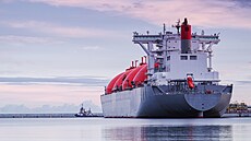 LNG tanker