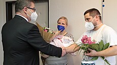 Přivítání prvního letošního občánka Ústeckého kraje Přivítání prvního letošního občánka Ústeckého kraje