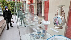 Historická sbírka porcelánu z produkce ostrovské porcelánky Pfeiffer &... Historická sbírka porcelánu z produkce ostrovské porcelánky Pfeiffer &...