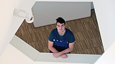Karel Bajgar, student elektrotechniky sokolovské Integrované střední školy... Karel Bajgar, student elektrotechniky sokolovské Integrované střední školy...