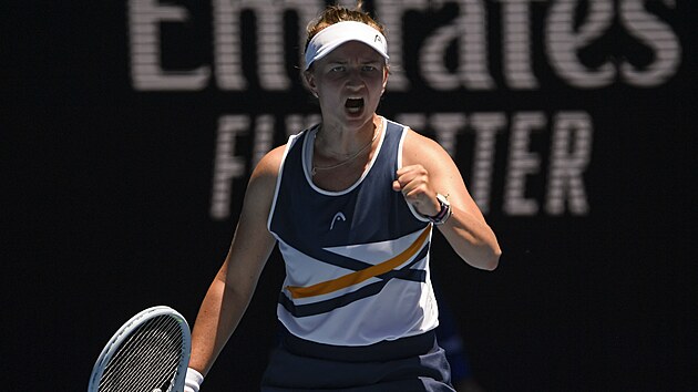 Barbora Krejkov se hecuje ve tetm kole Australian Open.