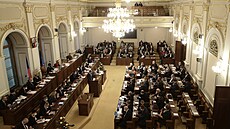 Hlasování o důvěře vládě se uskuteční 95 dnů od říjnových voleb. Poslanecká... Hlasování o důvěře vládě se uskuteční 95 dnů od říjnových voleb. Poslanecká...