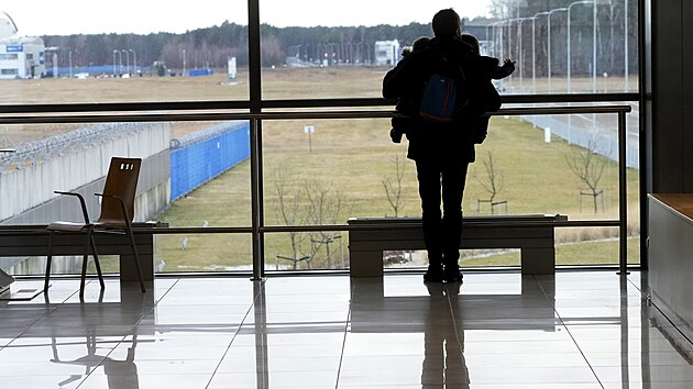 Na polské mezinárodní letiště Rzeszów-Jasionka přiletěli američtí vojáci. (5. února 2022)
