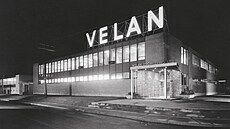 Budova prvního sídla a hlavního výrobního závodu firmy Velan, r. 1956