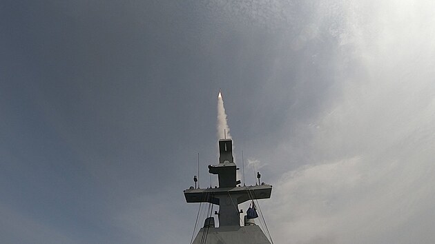 Izrael spn otestoval nov nmon obrann systm C-Dome, kter je obdobou protiraketovho detnku Iron Dome. (21. nora 2022)