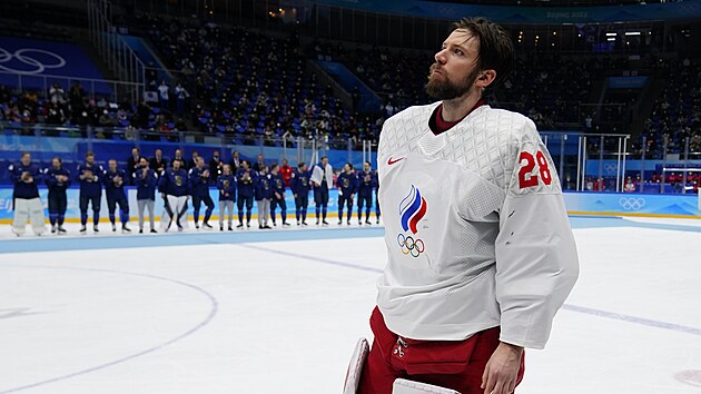Zklaman rusk brank Ivan Fedotov po porce v olympijskm finle hokejovho turnaje (21. nora 2022)