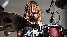 Zesnulý bubeník Foo Fighters Taylor Hawkins.