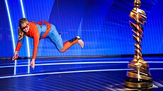 Amy Schumerová v kostýmu Spider-Mana bhem slavnostního veera 94. pedávání...