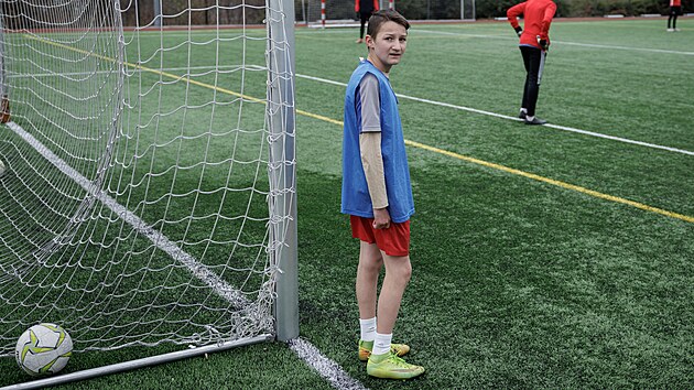 Tréninku hráčů FK Viktoria Žižkov se zúčastnily i ukrajinské děti. (5. dubna 2022)