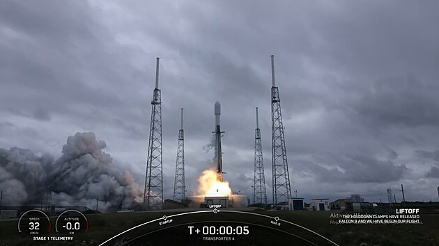 Start rakety Falcon9 s nanodruic BDSAT
