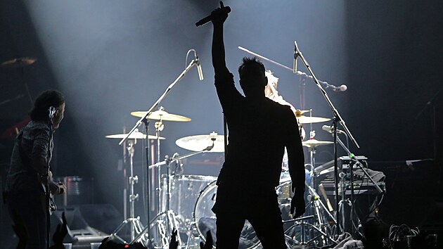 Třicátý ročník slavnostního udílení hudebních cen Žebřík. Na snímku Jiří Macháček a kapela MIG 21 (1. dubna 2022)