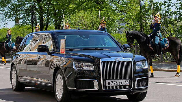 Prezidentsk limuzna Aurus Senat L700, pro n byl inspirac Rolls-Royce Phantom, je vsledkem odstihvn se Ruska od Zpadu.