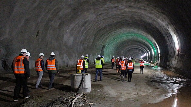 Stavbai u Bolkwa raz tunel dlouh 2,3 kilometru.