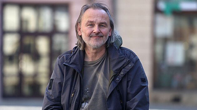 Nekonvenn klinick psycholog, herec, muzikant a spisovatel Petr Knotek alias Pjr la z