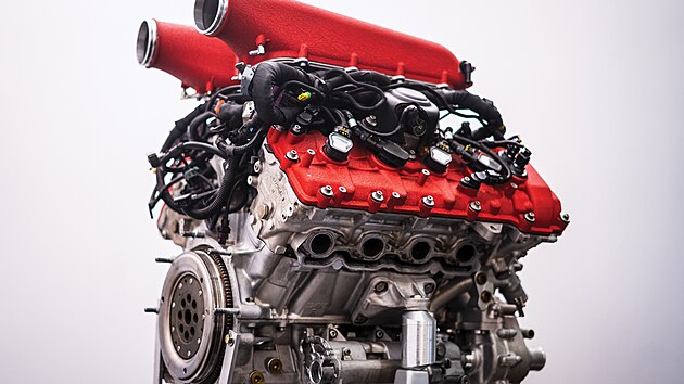Ineni Chevroletu pracujc na modelu Corvette Z06 koupili motor Ferrari 458...
