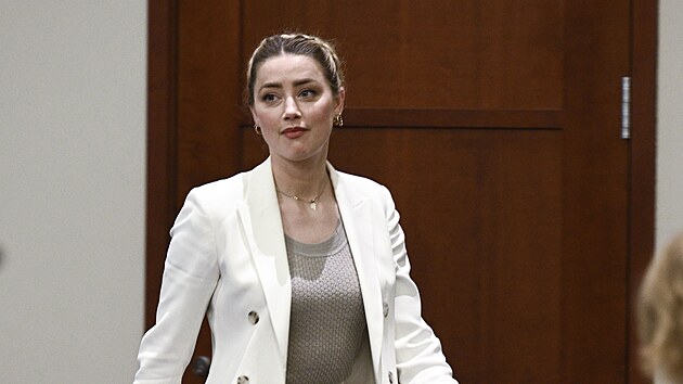 Amber Heardov u soudu (Fairfax, 26. dubna 2022)