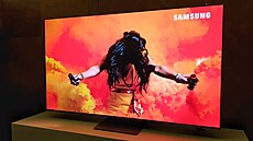 První OLED TV Samsung, která zamíí do prodeje.