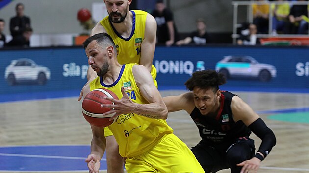 Finle play off basketbalov ligy mu mezi Opavou a Nymburkem.