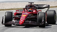 Charles Leclerc z Ferrari v tréninku na Velkou cenu Španělska F1. Charles Leclerc z Ferrari v tréninku na Velkou cenu Španělska F1.