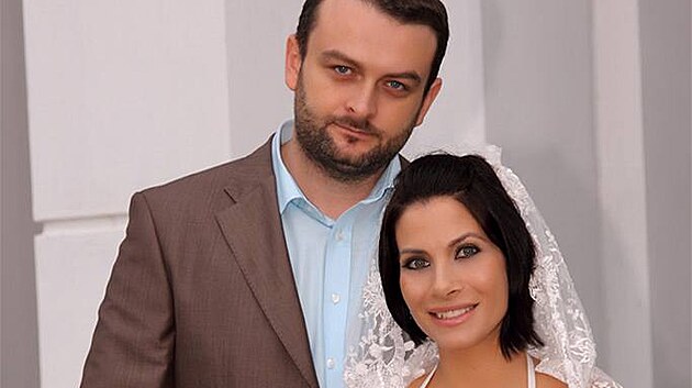 Novomanželé Eva Aichmajeorvá a René Decastelo (2009)