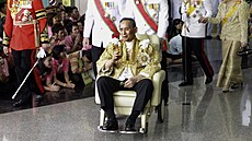 Thajský král Pchúmipchon Adundét (5. prosince 2011)